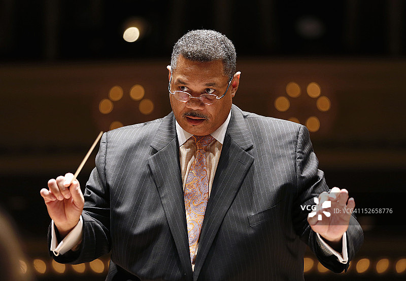 工作中的非裔美国指挥图片素材