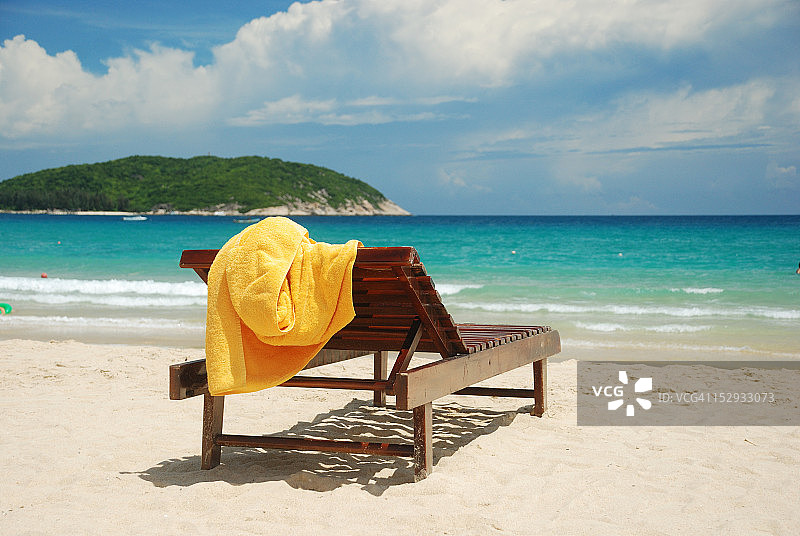 沙滩上的椅子图片素材