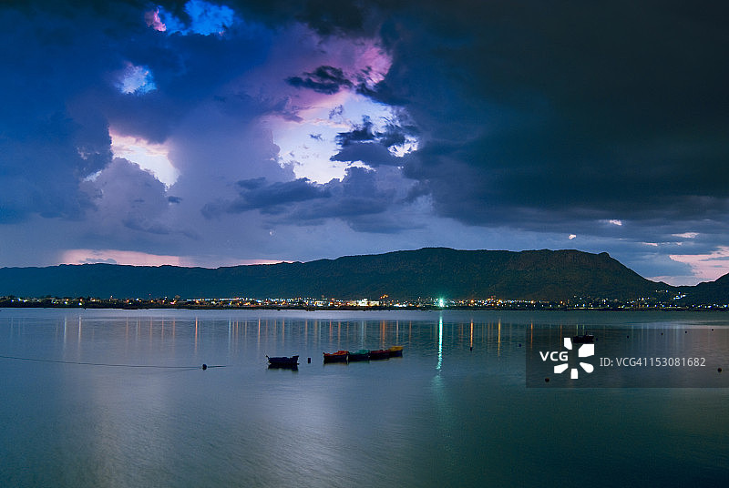 安娜萨加尔湖图片素材