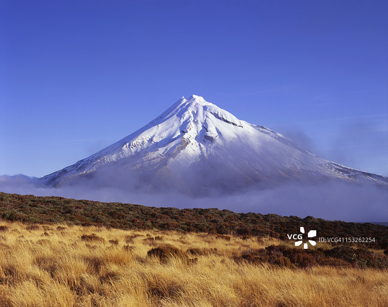埃格蒙特山或塔拉纳基山图片素材