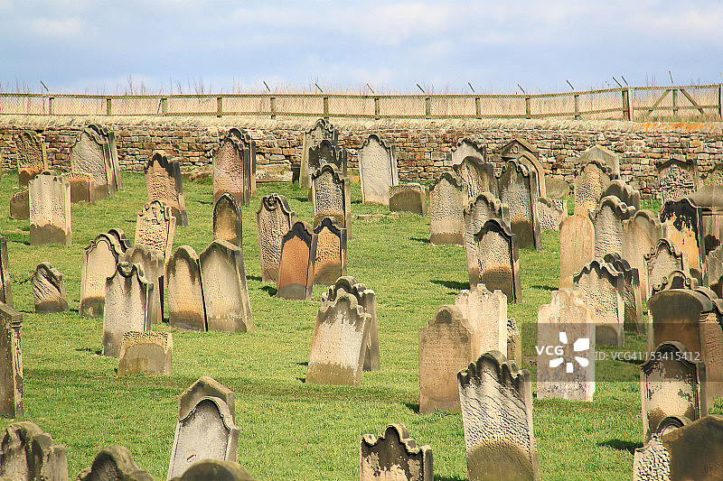 风蚀墓碑图片素材
