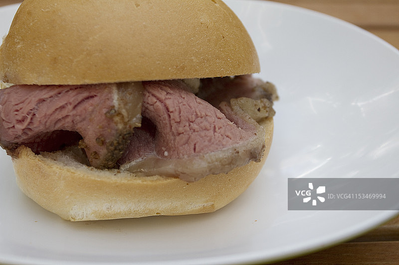 烤牛肉三明治图片素材