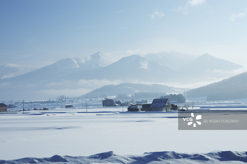十胜岳和冬季景观图片素材