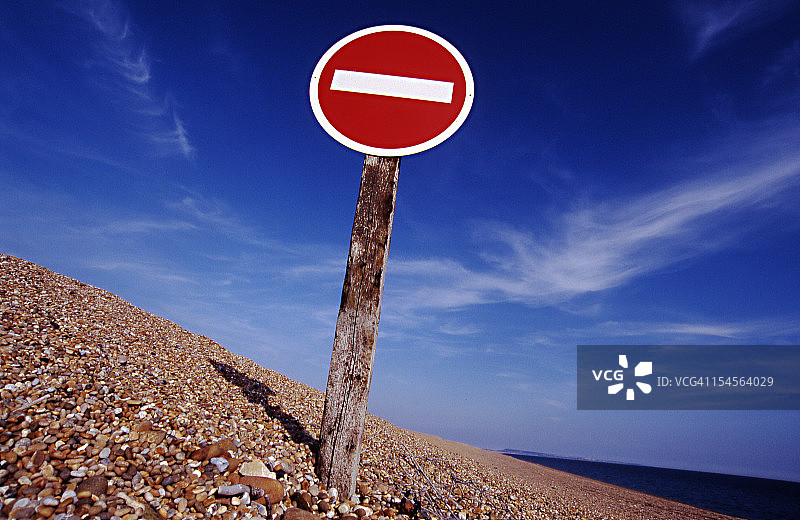禁止进入切瑟尔海滩！图片素材