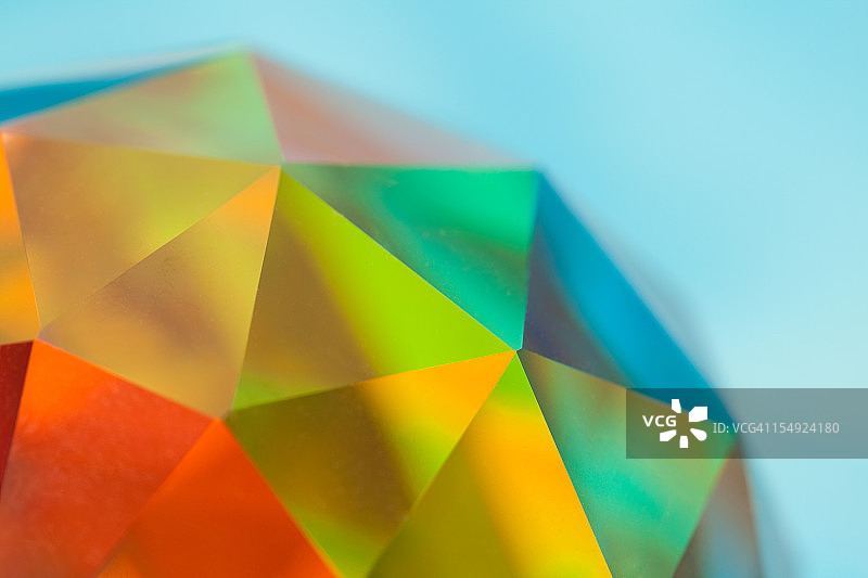 棱镜分面水晶球，彩色光谱图片素材