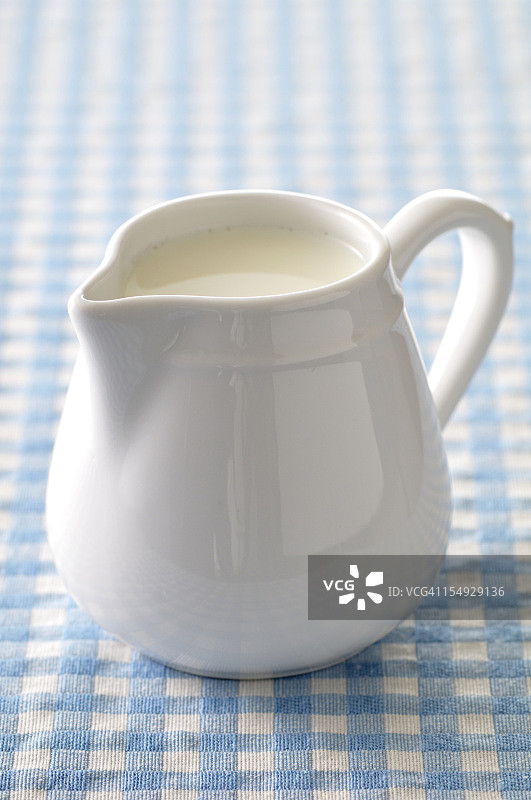 一罐奶油图片素材