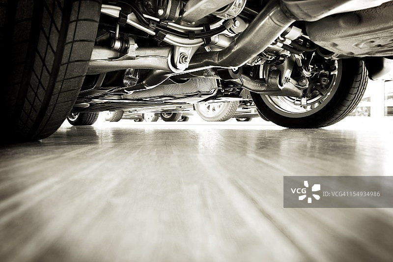 跑车底部技术构造图片素材