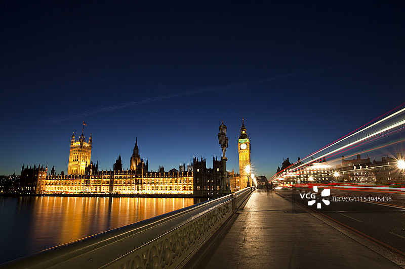 伦敦大本钟和议会大厦图片素材