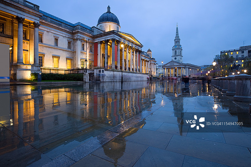 英国伦敦特拉法加广场与国家美术馆图片素材