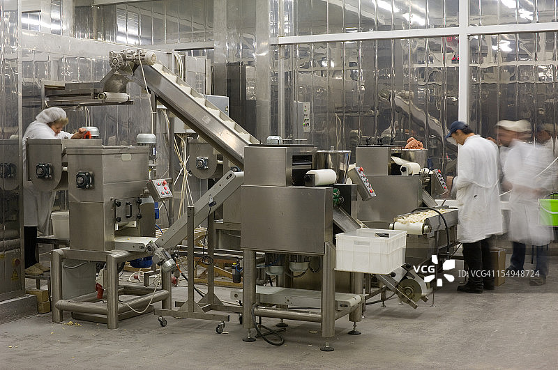 食品厂的生产线图片素材