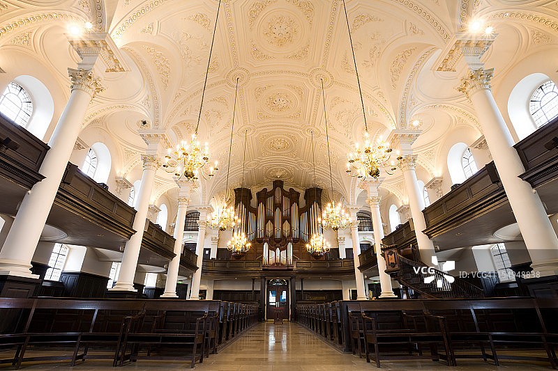 英国伦敦圣马田教堂内部图片素材