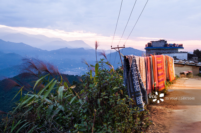 带线条的衣物图片素材