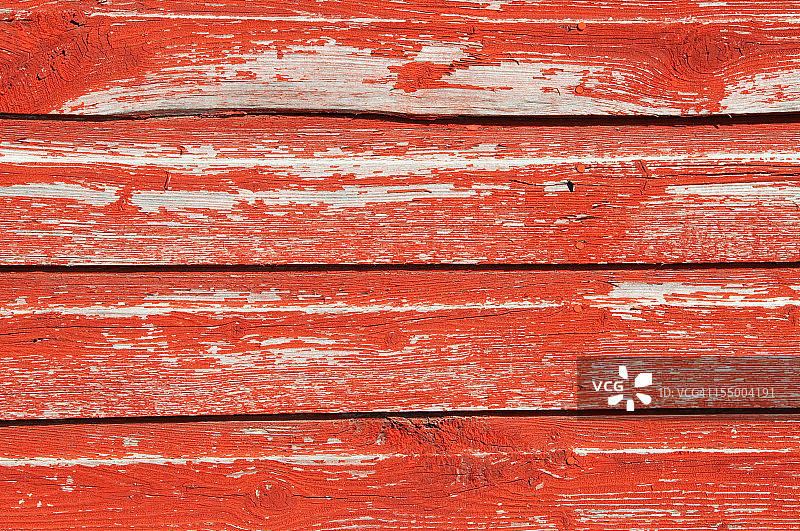 油漆剥落的红色谷仓木板图片素材