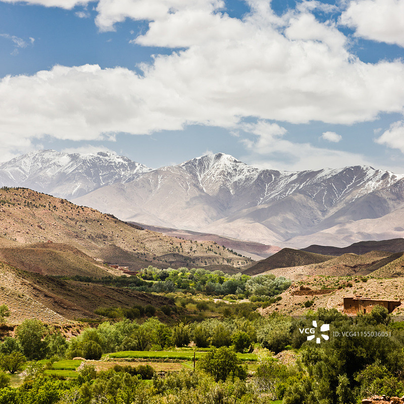 摩洛哥阿特拉斯山脉的埃拉希迪耶绿洲图片素材