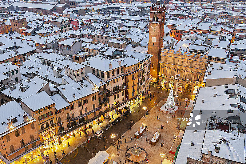 圣诞节的维罗纳香草广场图片素材