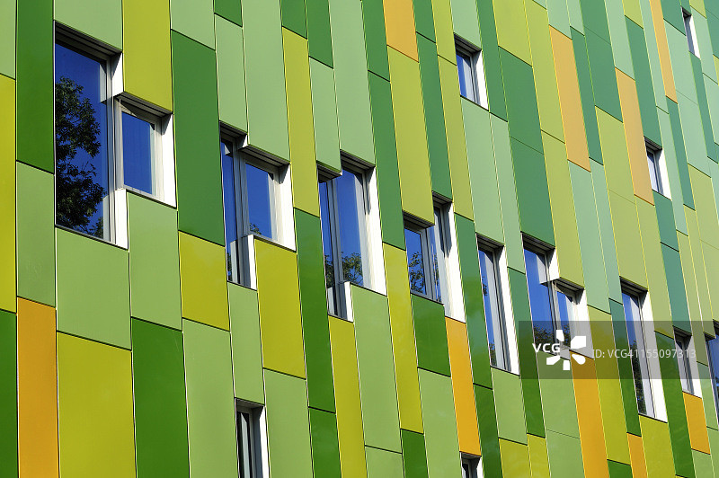 带窗户的现代建筑面板外观图片素材