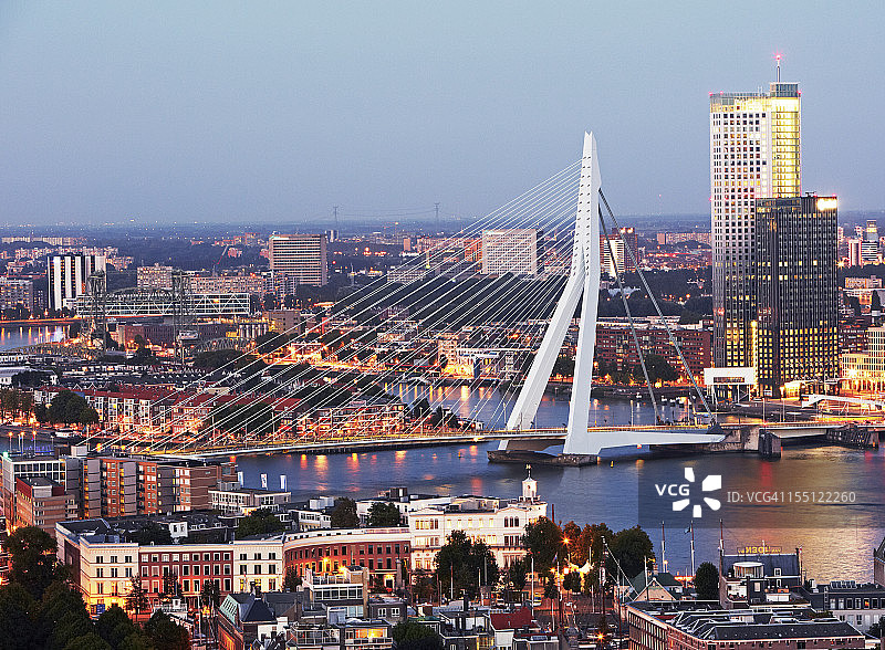 伊拉斯谟桥鸟瞰图图片素材