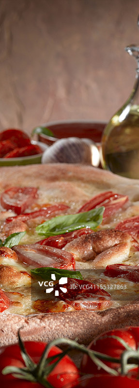 竖版披萨图片素材