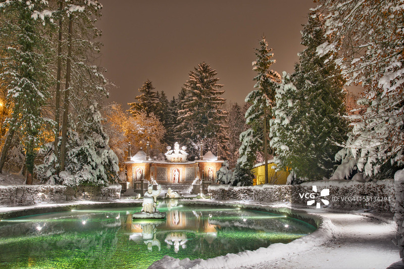 冬季的欧洲宫廷花园图片素材