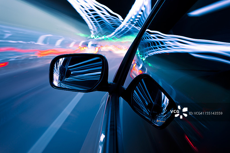 城市街道驾驶图片素材