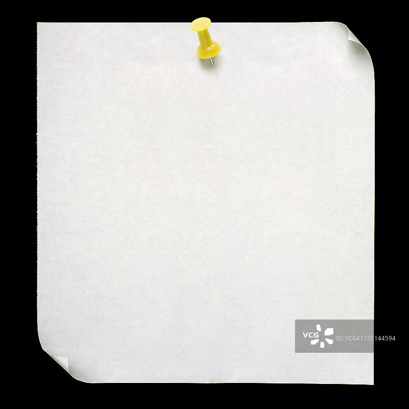 黑色背景上的空白便签纸图片素材