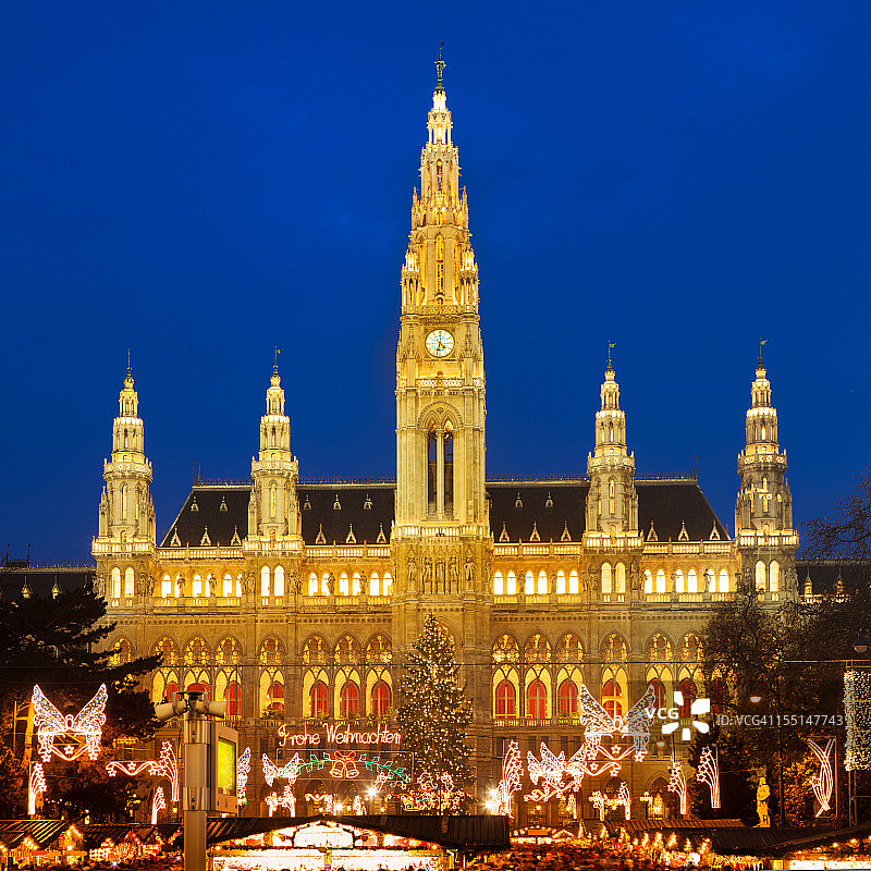 维也纳市政厅和圣诞市场，奥地利图片素材