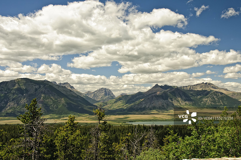 蒙大拿州群山图片素材