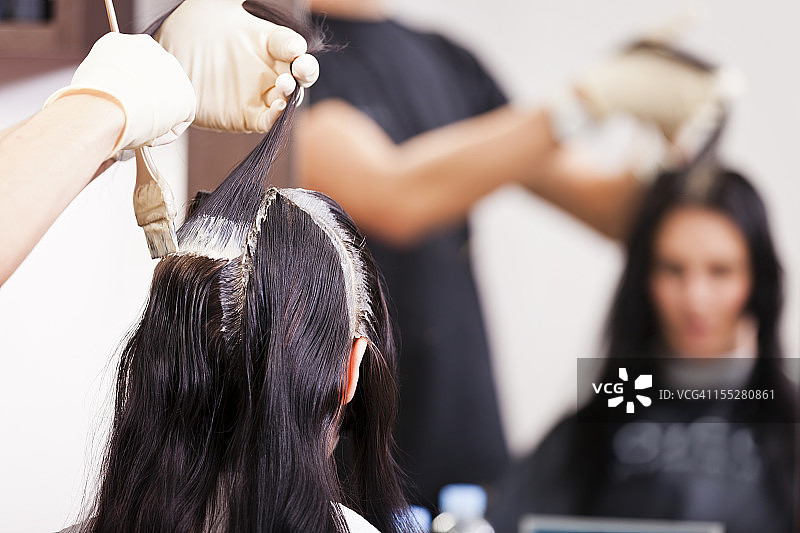 理发师染发根图片素材