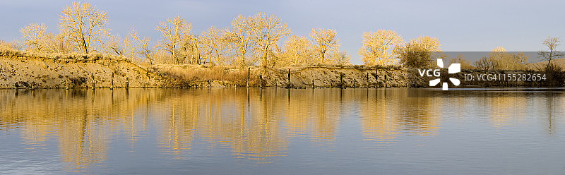 博伊西河的清晨图片素材