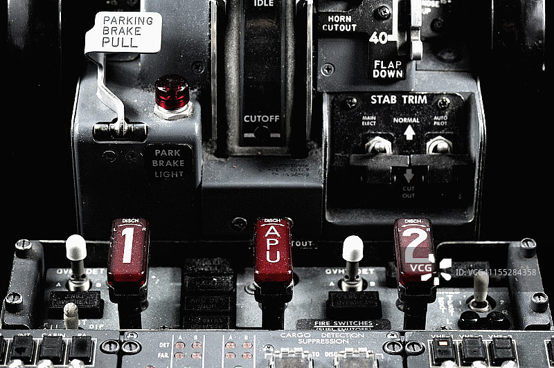 波音737-300型飞机的消防把手图片素材