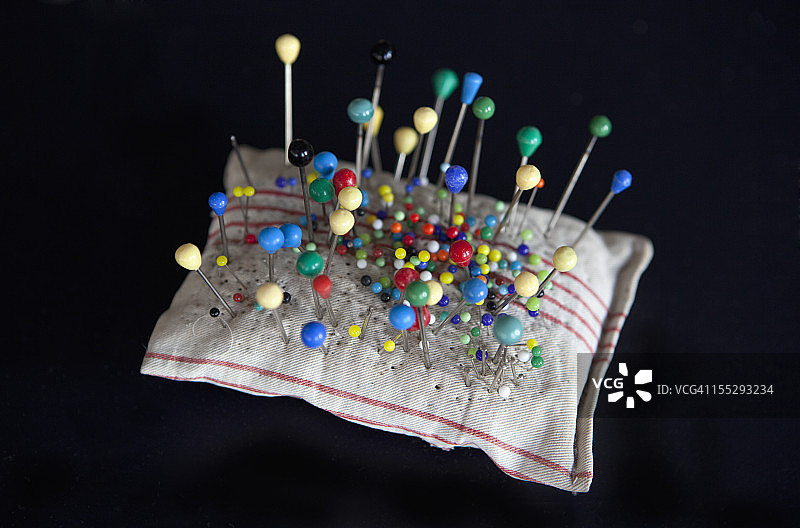 带针的针垫图片素材