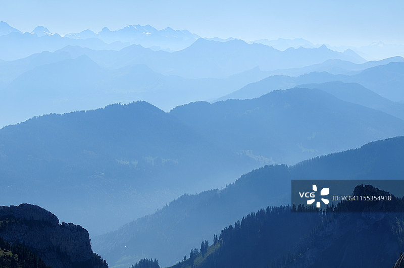 山脉范围 - 超大图片素材