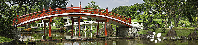 新加坡日本花园的红桥图片素材