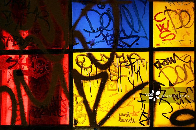 柏林窗户上的涂鸦（系列）图片素材
