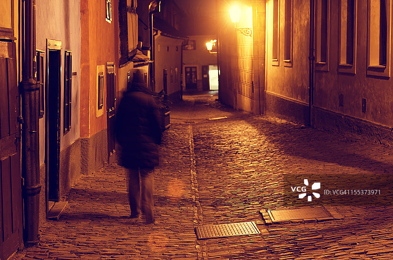 布拉格的黑暗小巷图片素材