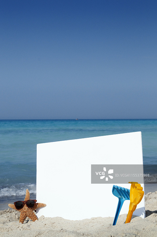 海边夏季广告牌留白图片素材