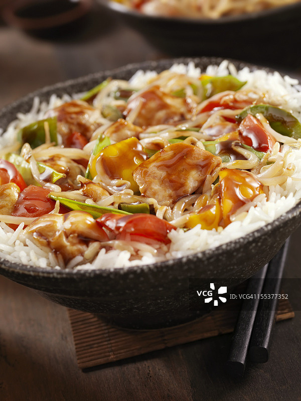 照烧鸡肉炒图片素材