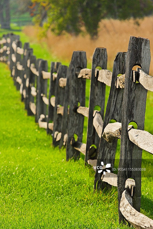 轨道围栏柱畜栏图片素材