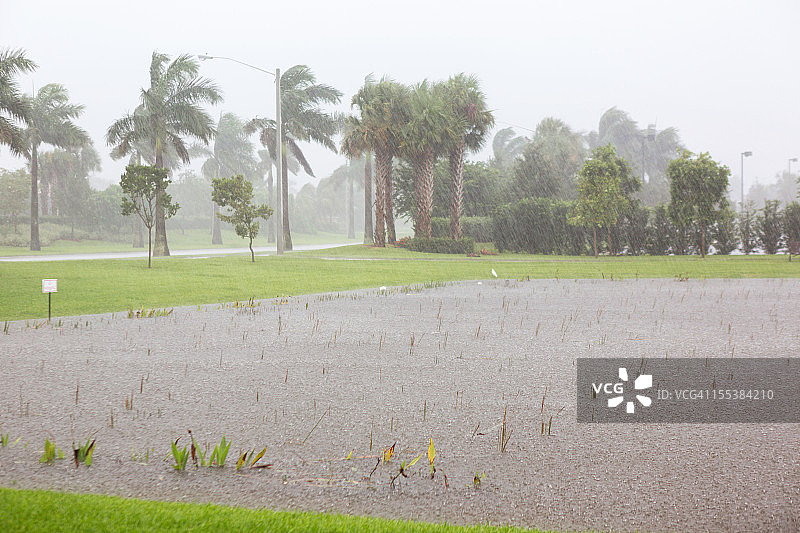 飓风造成的洪水图片素材