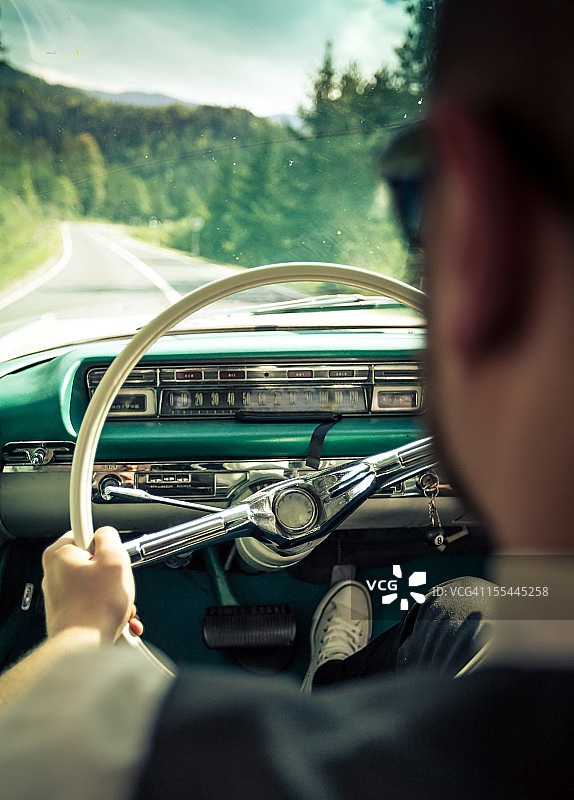 复古司机图片素材