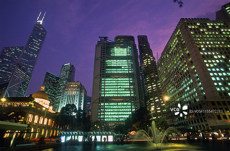 香港岛皇后像广场夜景图片素材
