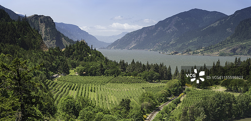 俄勒冈州哥伦比亚河峡谷全景图片素材