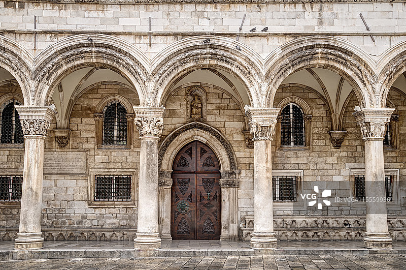 克罗地亚杜布罗夫尼克总督宫的正面图片素材