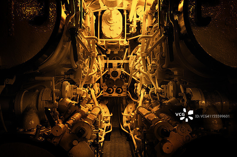 老式航海船只的机舱图片素材