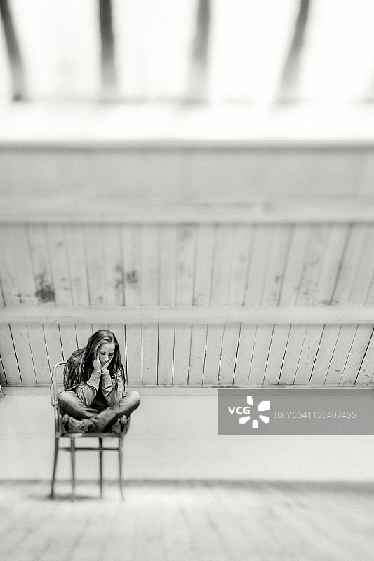 独自一人图片素材