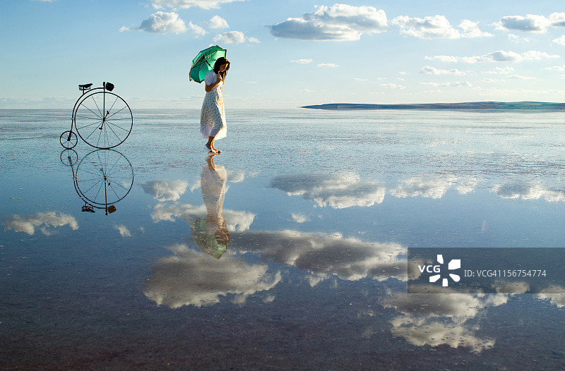 漫步云端图片素材