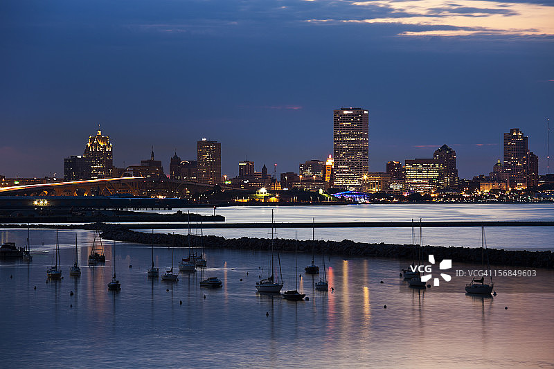 美国威斯康星州密尔沃基日落景色图片素材