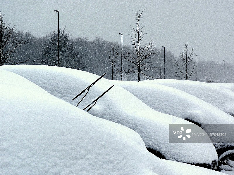 汽车滑雪图片素材