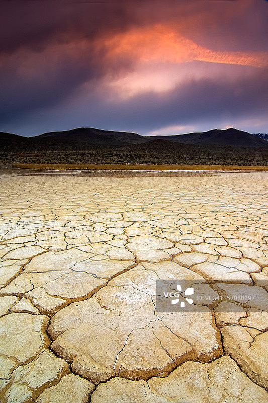 阿尔沃尔海滩的黎明图片素材
