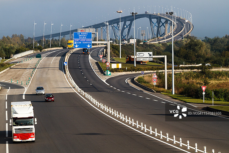 诺曼底大桥图片素材